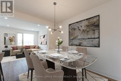 18 - 101 Swales Avenue, Strathroy-Caradoc (Sw), ON - Indoor Photo Showing Dining Room