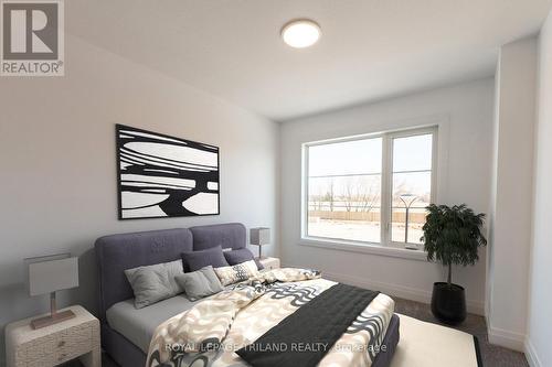 18 - 101 Swales Avenue, Strathroy-Caradoc (Sw), ON - Indoor Photo Showing Bedroom