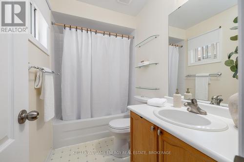 17 Fry Crescent, Clarington (Bowmanville), ON - Indoor Photo Showing Bathroom