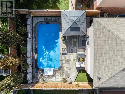 17 Fry Crescent, Clarington (Bowmanville), ON - Outdoor With In Ground Pool