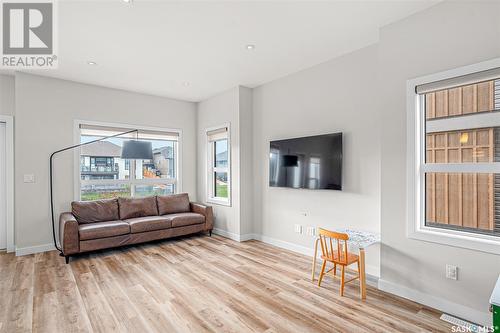 55 619 Evergreen Boulevard, Saskatoon, SK - Indoor Photo Showing Living Room