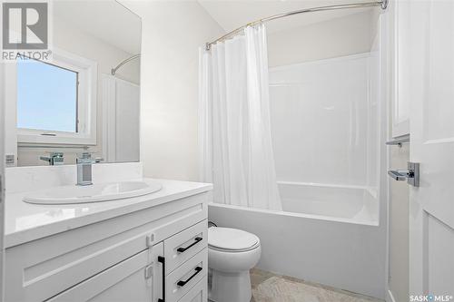 55 619 Evergreen Boulevard, Saskatoon, SK - Indoor Photo Showing Bathroom