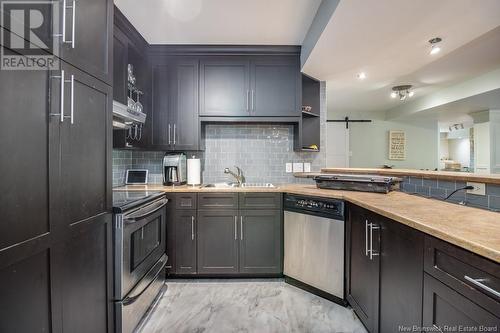 22 Railside Court, Fredericton, NB - Indoor Photo Showing Kitchen With Double Sink With Upgraded Kitchen