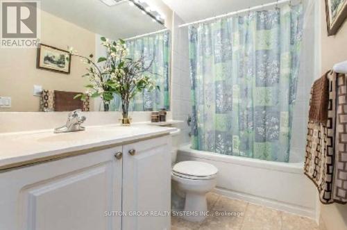 2011 - 35 Finch Avenue E, Toronto, ON - Indoor Photo Showing Bathroom