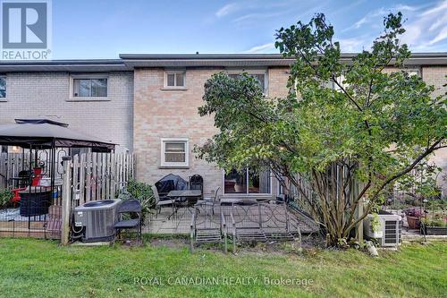 40 - 515 Weber Street N, Waterloo, ON - Outdoor