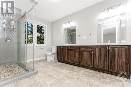 2678 Concession 11E Road, Lanark, ON - Indoor Photo Showing Bathroom