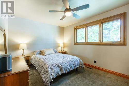 539 Prentice Avenue, Sarnia, ON - Indoor Photo Showing Bedroom