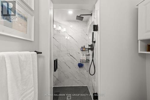 34 Bach Avenue, Whitby, ON - Indoor Photo Showing Bathroom