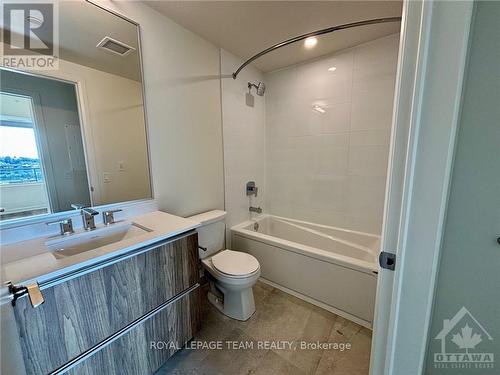 804 - 93 Norman Street, Ottawa, ON - Indoor Photo Showing Bathroom