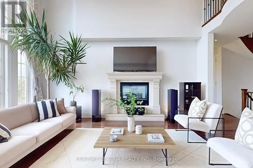 32 Vines Place, Aurora, ON - Indoor Photo Showing Living Room With Fireplace