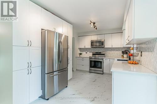 734 James Street, Innisfil, ON - Indoor Photo Showing Kitchen With Stainless Steel Kitchen