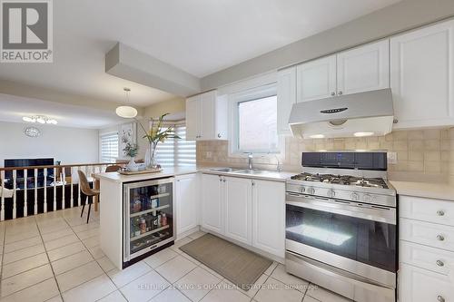 26 Woodman'S Chart, Markham, ON - Indoor Photo Showing Kitchen With Double Sink