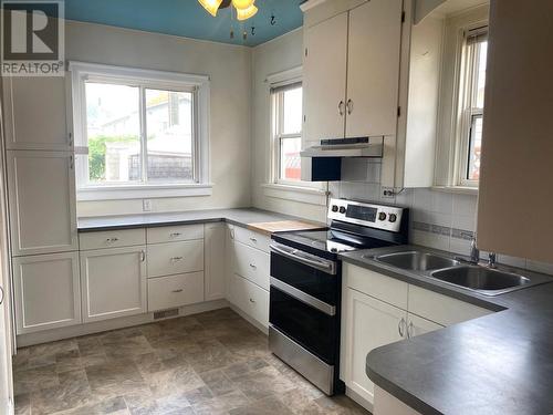 1345 Thom  Street, Trail, BC - Indoor Photo Showing Kitchen With Double Sink