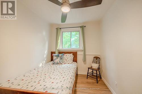 23 Pops Lane, Wasaga Beach, ON - Indoor Photo Showing Bedroom