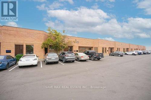 17 - 6315 Shawson Drive, Mississauga, ON 