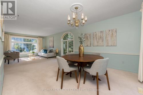 17 Holmes Drive, Caledon, ON - Indoor Photo Showing Dining Room