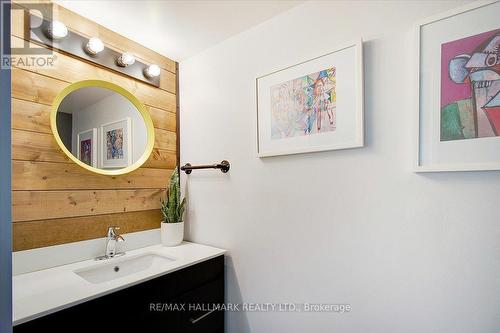 725 - 250 Manitoba Street, Toronto, ON - Indoor Photo Showing Bathroom