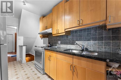 204 Bayswater Avenue, Ottawa, ON - Indoor Photo Showing Kitchen With Double Sink