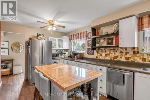 17 Newlyn Crescent, Brampton, ON - Indoor Photo Showing Kitchen