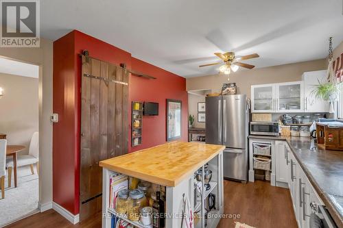 17 Newlyn Crescent, Brampton, ON - Indoor Photo Showing Kitchen