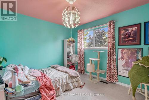 17 Newlyn Crescent, Brampton, ON - Indoor Photo Showing Bedroom