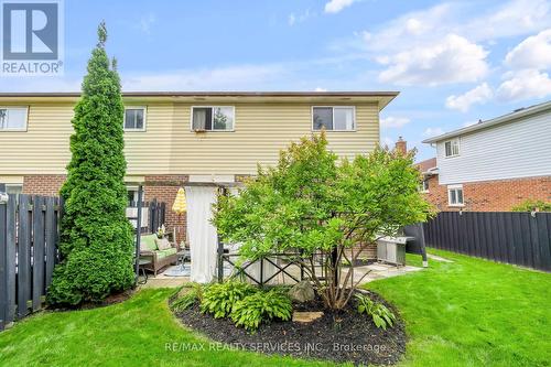 17 Newlyn Crescent, Brampton, ON - Outdoor