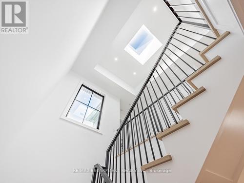 542 Warminster Drive, Oakville, ON - Indoor Photo Showing Other Room