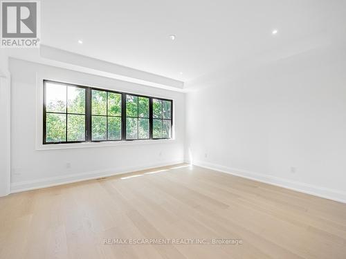 542 Warminster Drive, Oakville, ON - Indoor Photo Showing Other Room