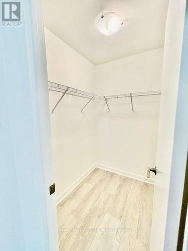 218 - 1440 Clarriage Court, Milton, ON - Indoor With Storage