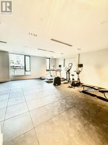 218 - 1440 Clarriage Court, Milton, ON - Indoor Photo Showing Gym Room