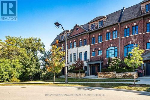 2189 Lillykin Street, Oakville, ON - Outdoor With Facade