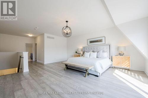 2189 Lillykin Street, Oakville, ON - Indoor Photo Showing Bedroom