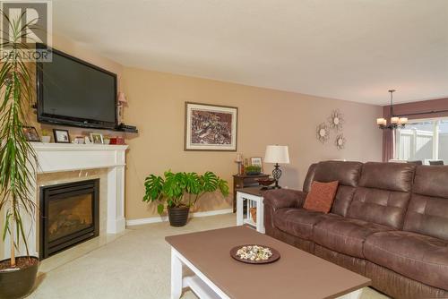 80-1950 Braeview Place, Kamloops, BC - Indoor Photo Showing Living Room With Fireplace