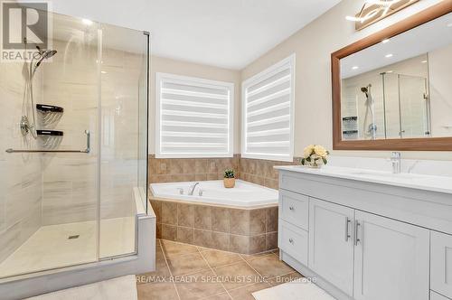 92 Pebblecreek Drive, Kitchener, ON - Indoor Photo Showing Bathroom