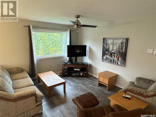 204 Beaver Street, Air Ronge, SK - Indoor Photo Showing Living Room