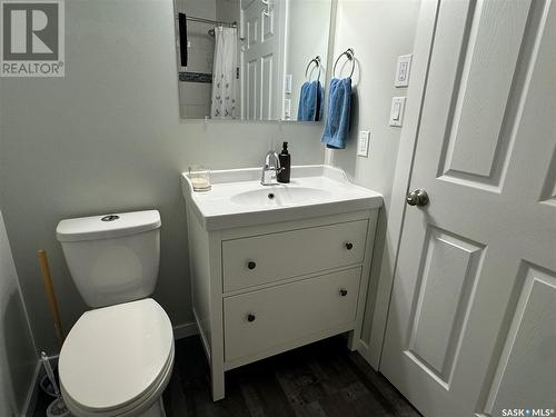 204 Beaver Street, Air Ronge, SK - Indoor Photo Showing Bathroom