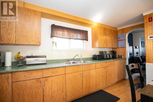 147 Turner Ave, Sault Ste. Marie, ON - Indoor Photo Showing Kitchen With Double Sink