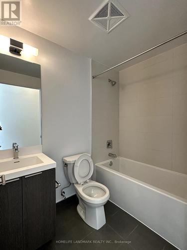 1912 - 50 Dunfield Avenue, Toronto, ON - Indoor Photo Showing Bathroom