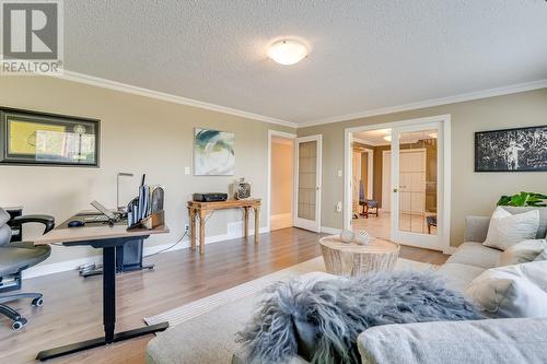 431 Okaview Road, Kelowna, BC - Indoor