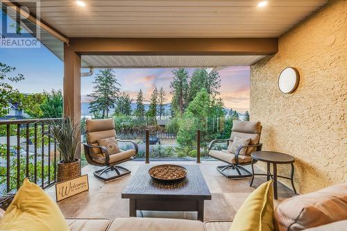 431 Okaview Road, Kelowna, BC -  Photo Showing Living Room