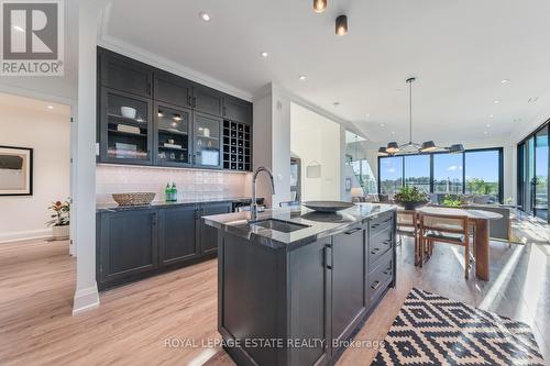 Ph 1 - 365 Beech Avenue, Toronto, ON - Indoor Photo Showing Kitchen With Upgraded Kitchen