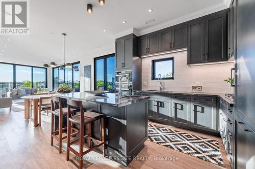 Ph 1 - 365 Beech Avenue, Toronto, ON - Indoor Photo Showing Kitchen With Upgraded Kitchen