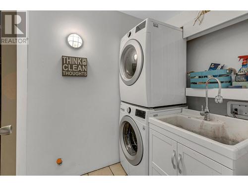 9742 Blackwater Road, Prince George, BC - Indoor Photo Showing Laundry Room