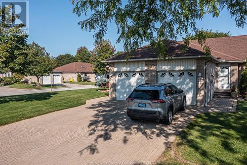 4596 Gapam Court, Windsor, ON - Outdoor