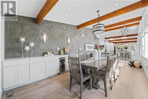 2 Mallette Crescent, Niagara-On-The-Lake, ON - Indoor Photo Showing Dining Room