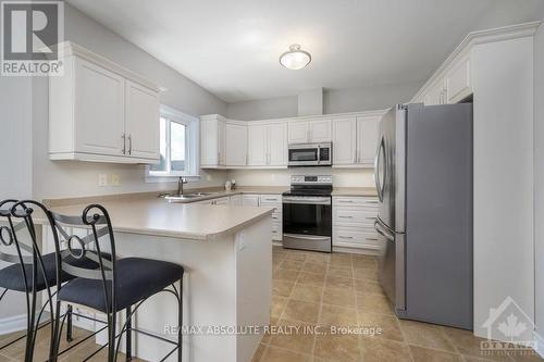 77 Carter Crescent, Arnprior, ON - Indoor Photo Showing Kitchen