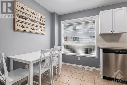 116 Wharhol Private, Ottawa, ON - Indoor Photo Showing Dining Room