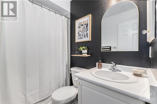 116 Wharhol Private, Ottawa, ON - Indoor Photo Showing Bathroom