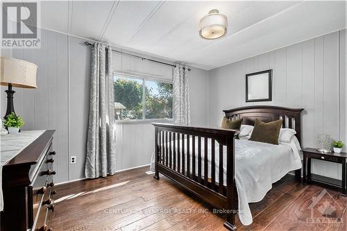 8887 Lynwood Park, Ottawa, ON - Indoor Photo Showing Bedroom