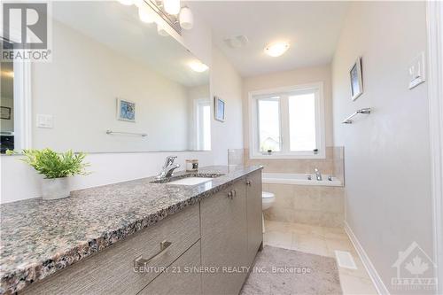 516 Enclave Lane, Clarence-Rockland, ON - Indoor Photo Showing Bathroom